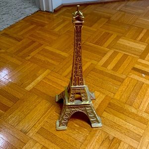 Eiffel Tower Statue
